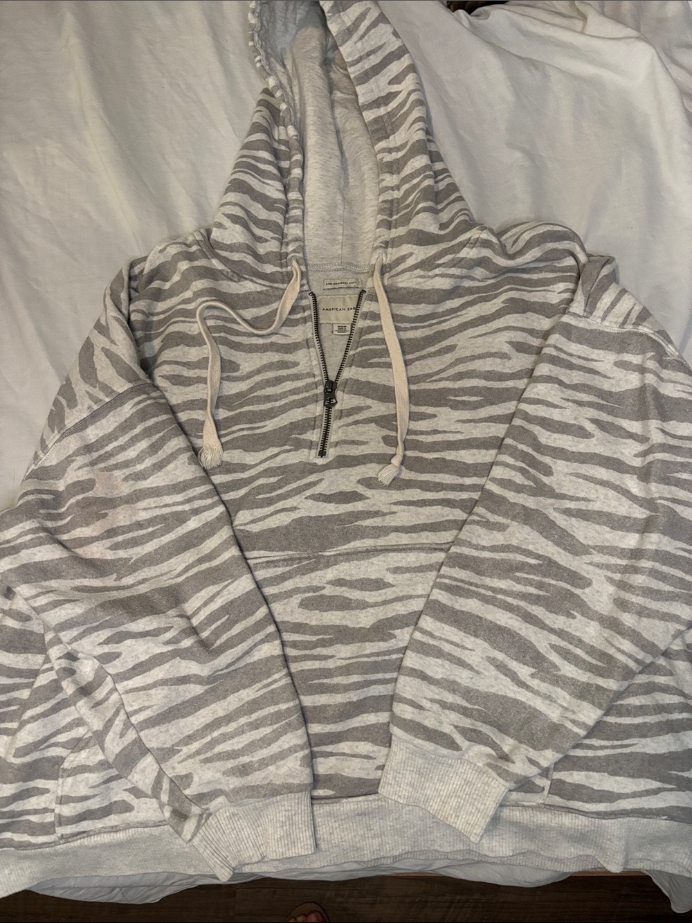 American Eagle Ahh-Mazingly Soft Zebra Print Quarter Zip Hoodie M/M